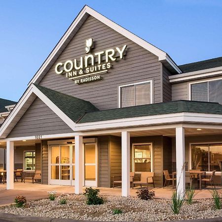 Country Inn & Suites By Radisson, Chippewa Falls, Wi Dış mekan fotoğraf