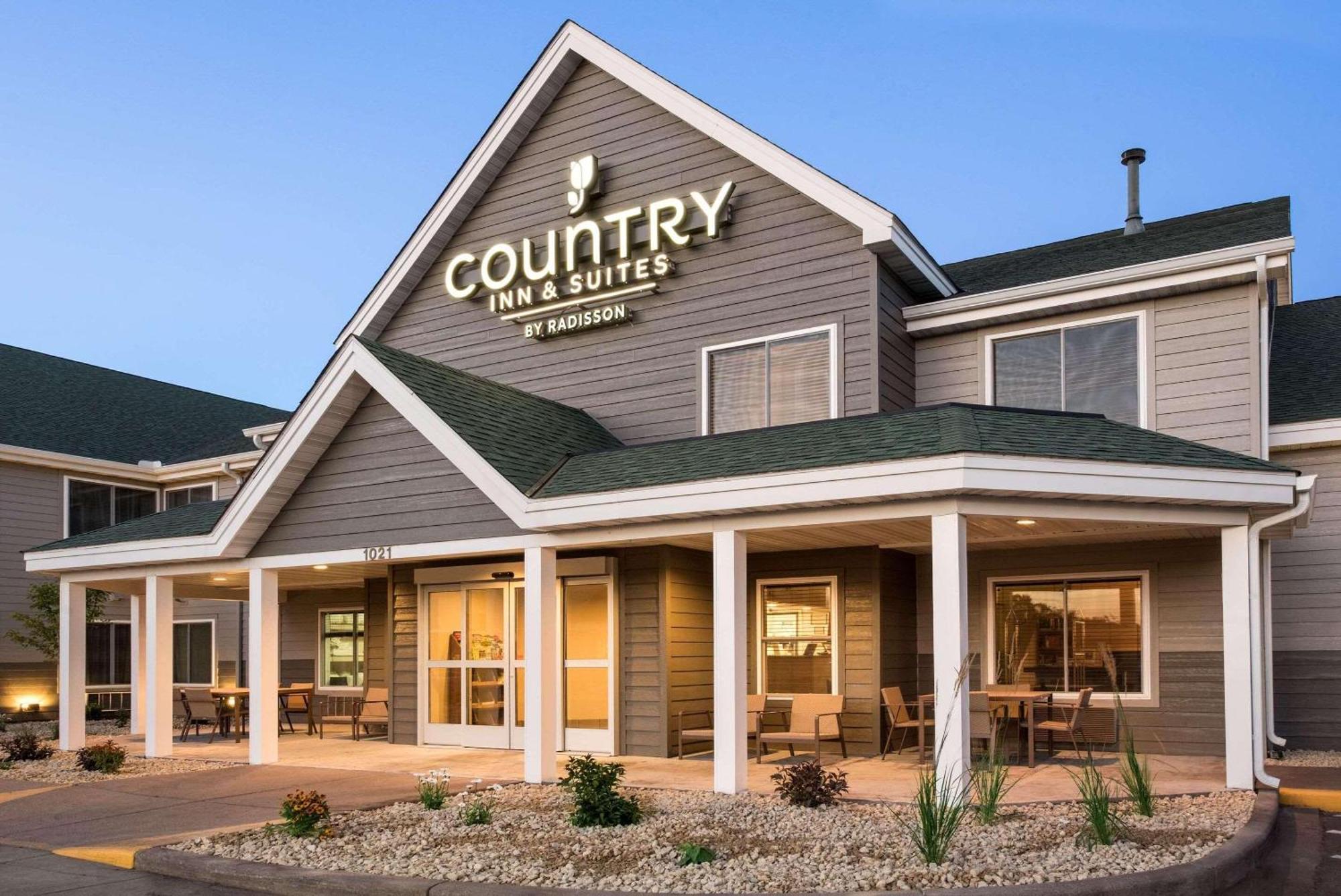Country Inn & Suites By Radisson, Chippewa Falls, Wi Dış mekan fotoğraf